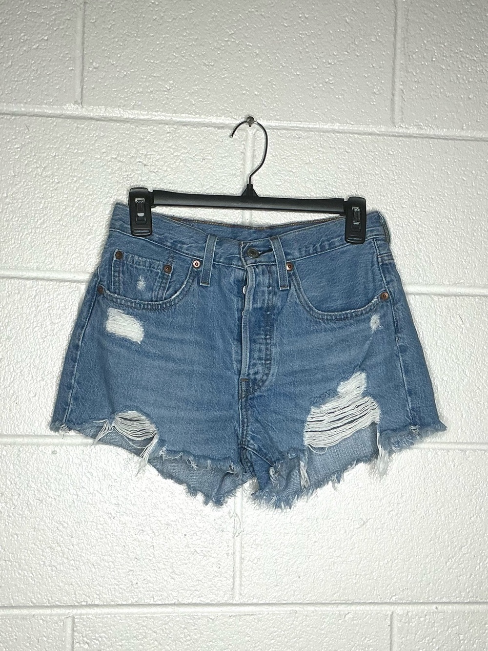 < Levi’s 501 High-Rise Distressed Denim Cut-Off Shorts >